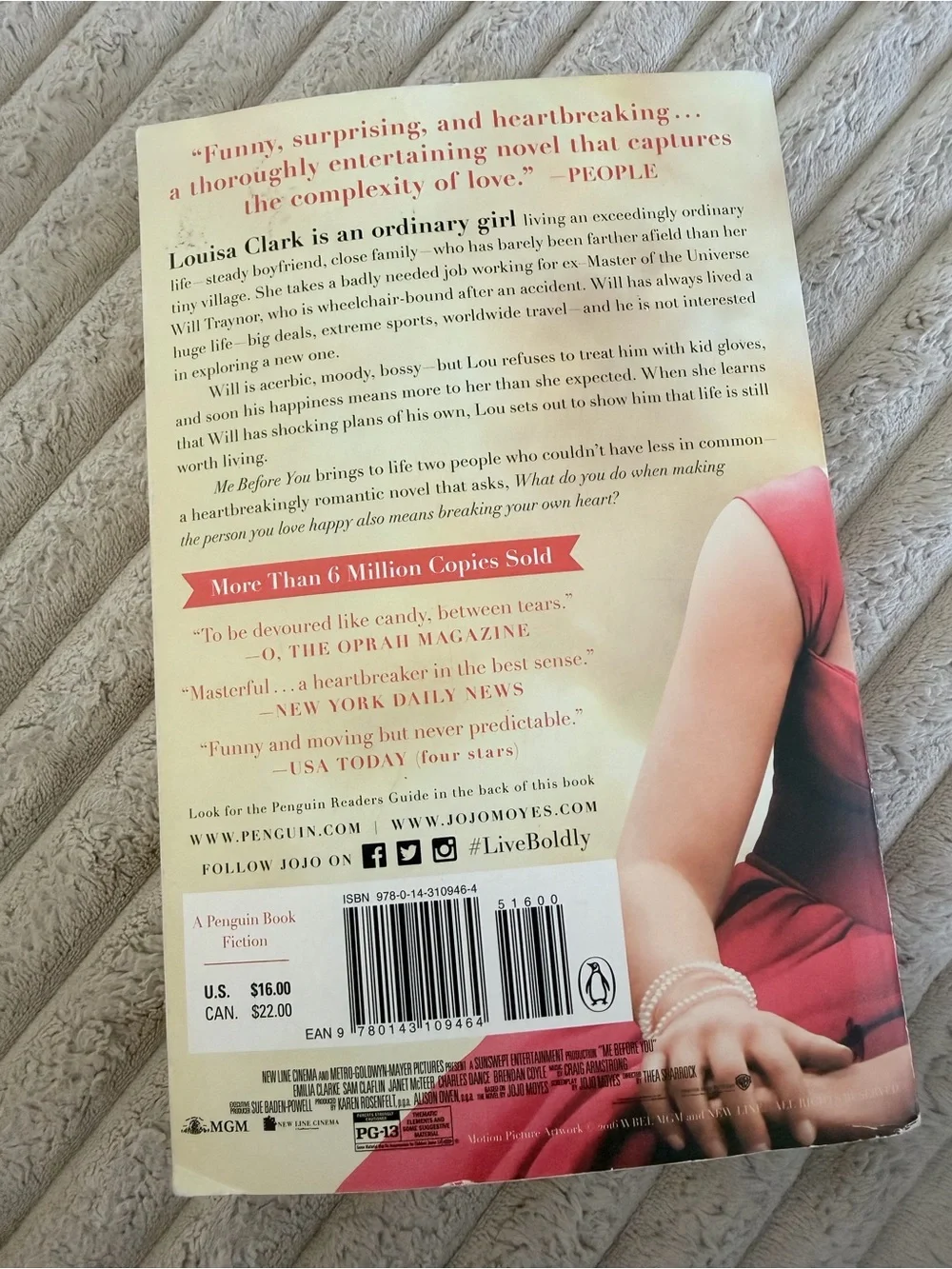 Me Before You by Jojo Moyes Paperback Romance Novel Movie Tie-In - Picture 2 of 3